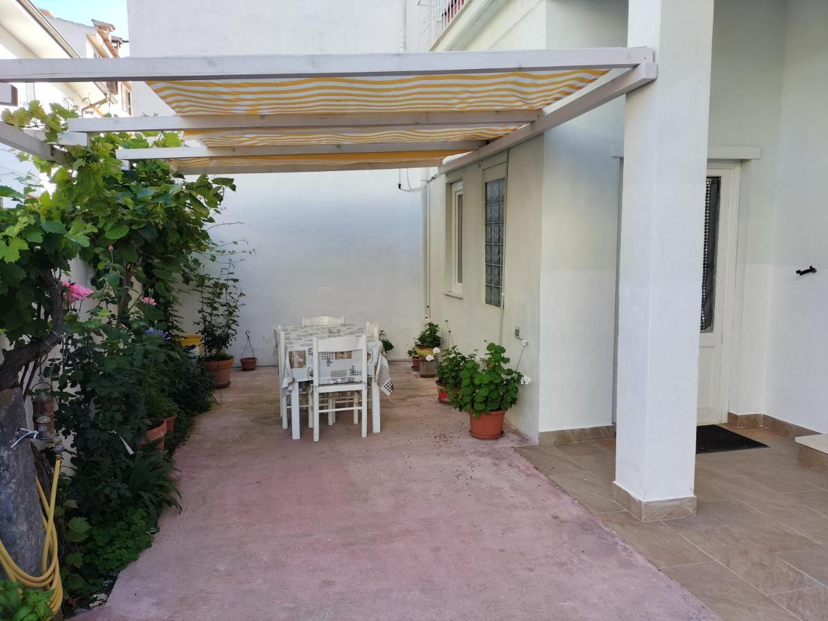 Apartament The Square Orosei Zewnętrze zdjęcie